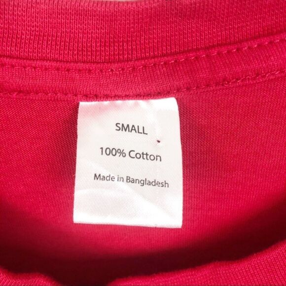 AC/DC Red Tee Lightning Bolt Graphic Band Short Sleeve Shirt Unisex Size Small - Picture 4 of 5